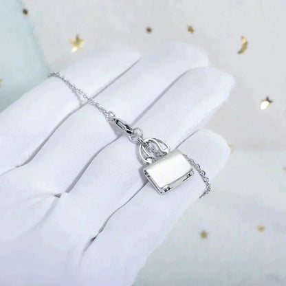 [Triumph Jewelry]AMULETTE PEDANT SILVER NECKLACE