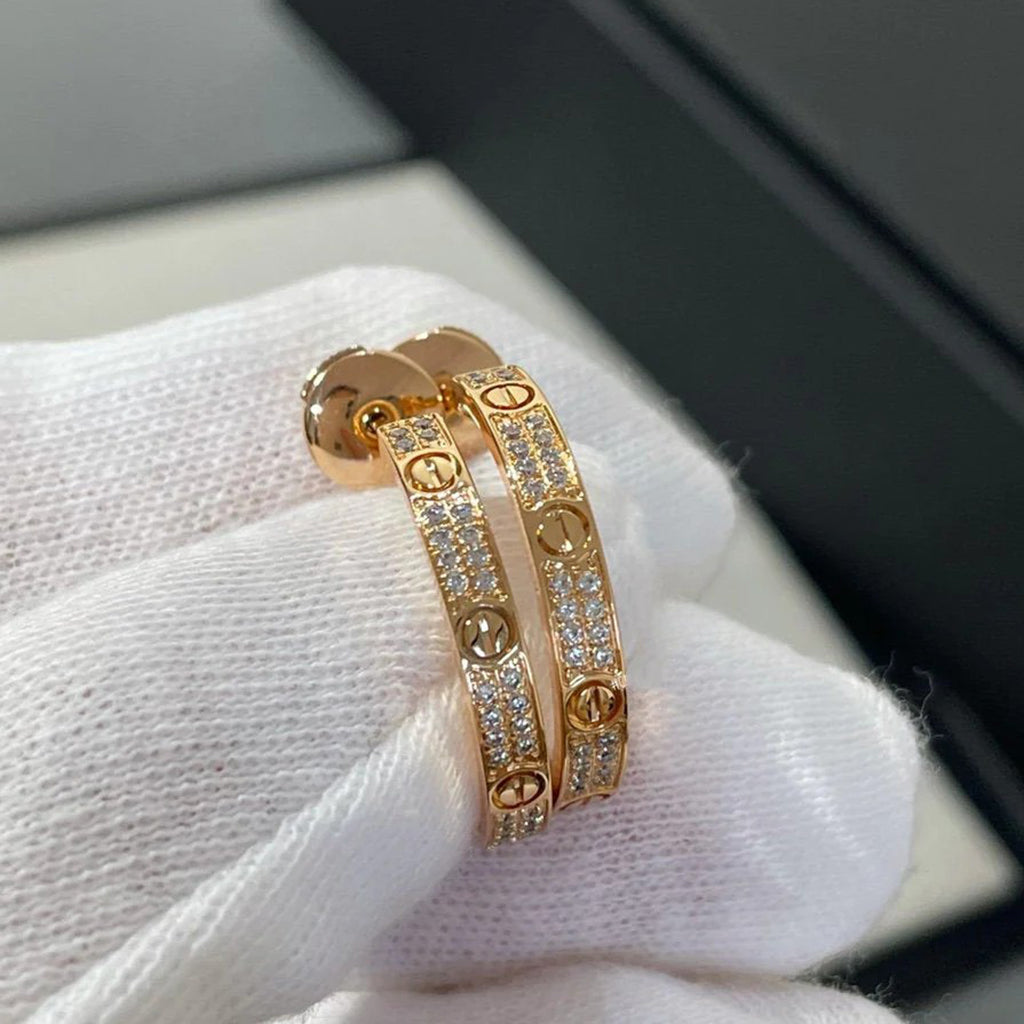 [Triumph Jewelry]LOVE EARRINGS 3.6MM DIAMOND PAVED