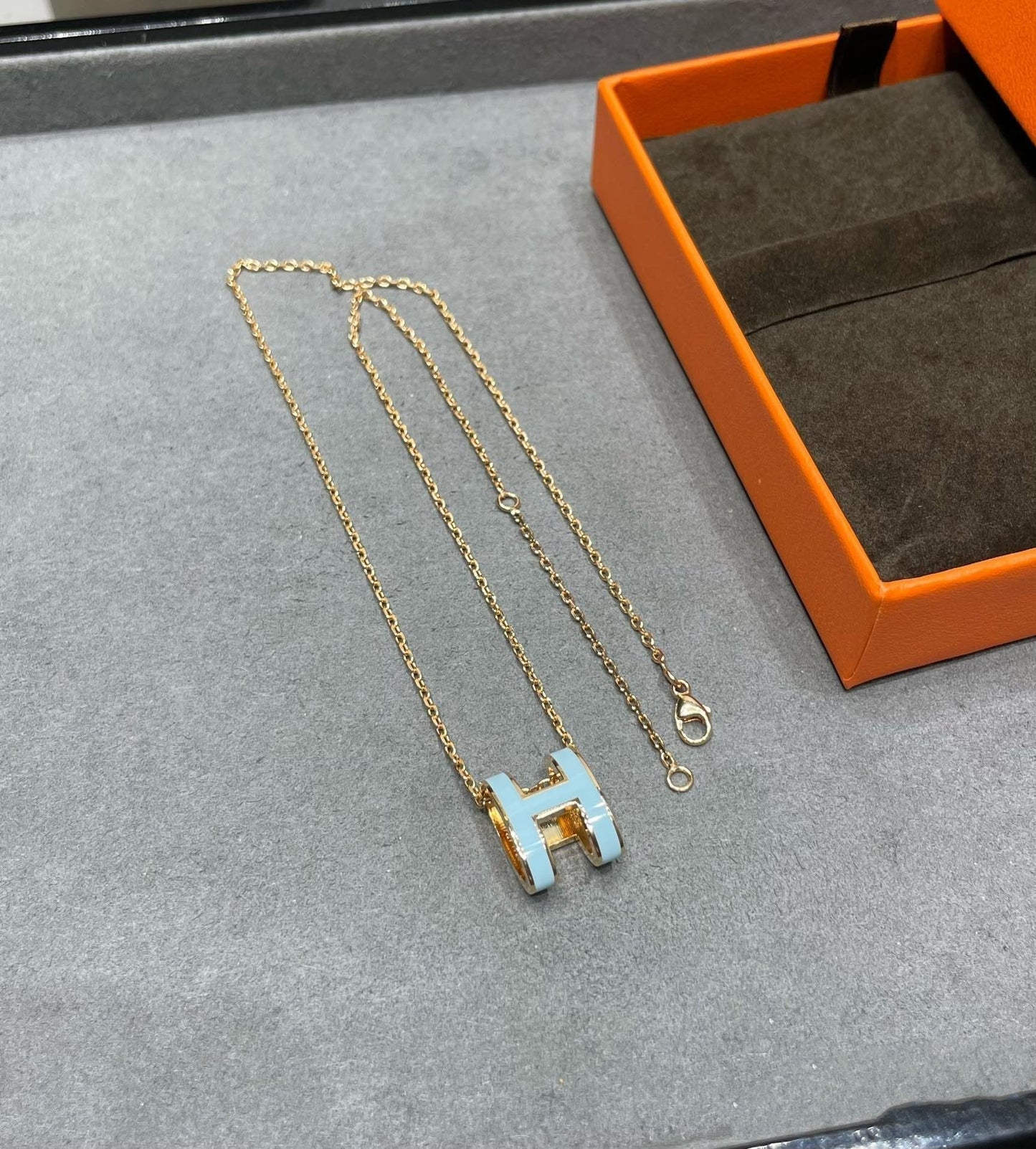 [Triumph Jewelry]POP H SKY BLUE NECKLACE