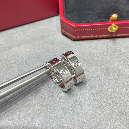 [Triumph Jewelry]LOVE 5.5MM EARRINGS