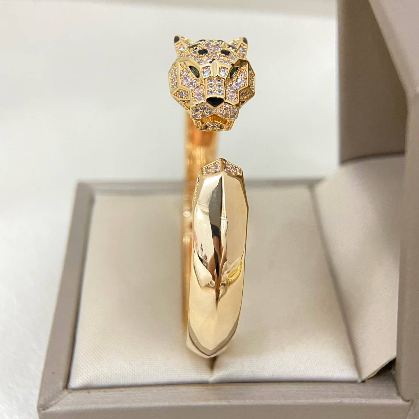 [Triumph Jewelry]DIAMOND MACHINE LEOPARD BRACELET