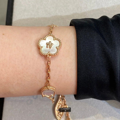 [Triumph Jewelry]LUCKY SPRING 5 MOTIF BRACELET1
