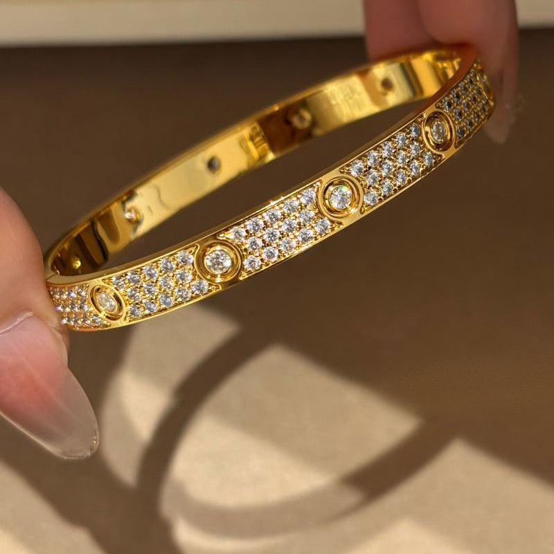 [Triumph Jewelry]LOVE BRACELET 6.1MM DIAMOND-PAVED 10 BIG DIAMONDS