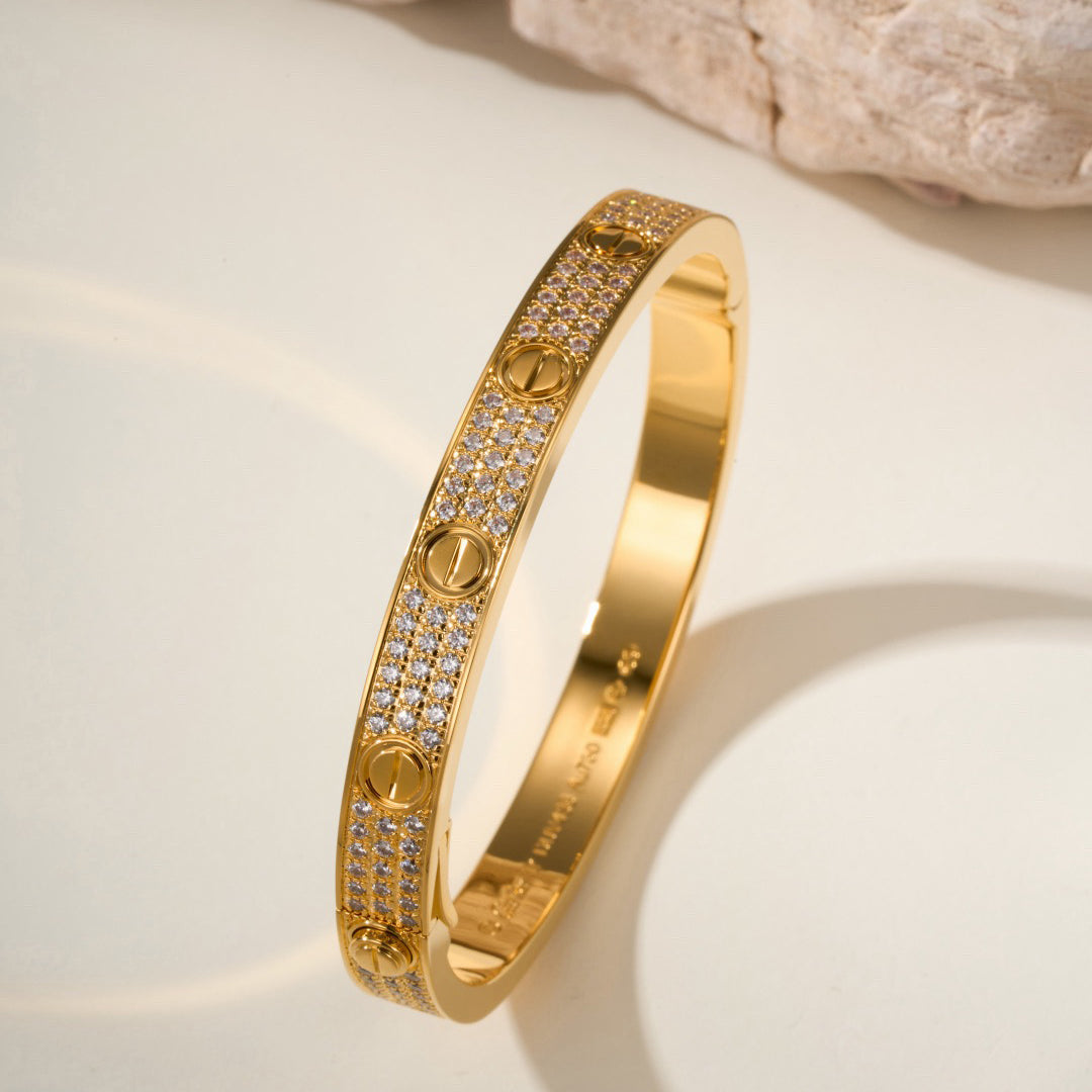 [Triumph Jewelry]LOVE BRACELET 6.1MM DIAMOND-PAVED
