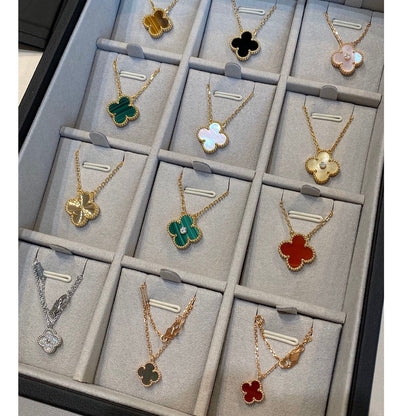 [Triumph Jewelry]CLOVER 15MM CARNELIAN SINGLE FLOWER NECKLACE