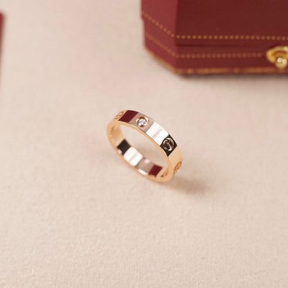 [Triumph Jewelry]LOVE 4MM 1 DIAMOND RING