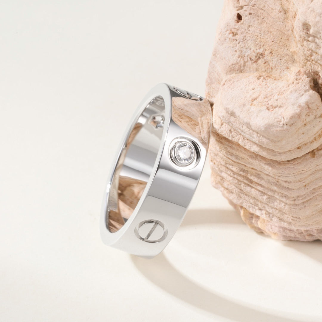 [Triumph Jewelry]LOVE 4MM 1 DIAMOND RING