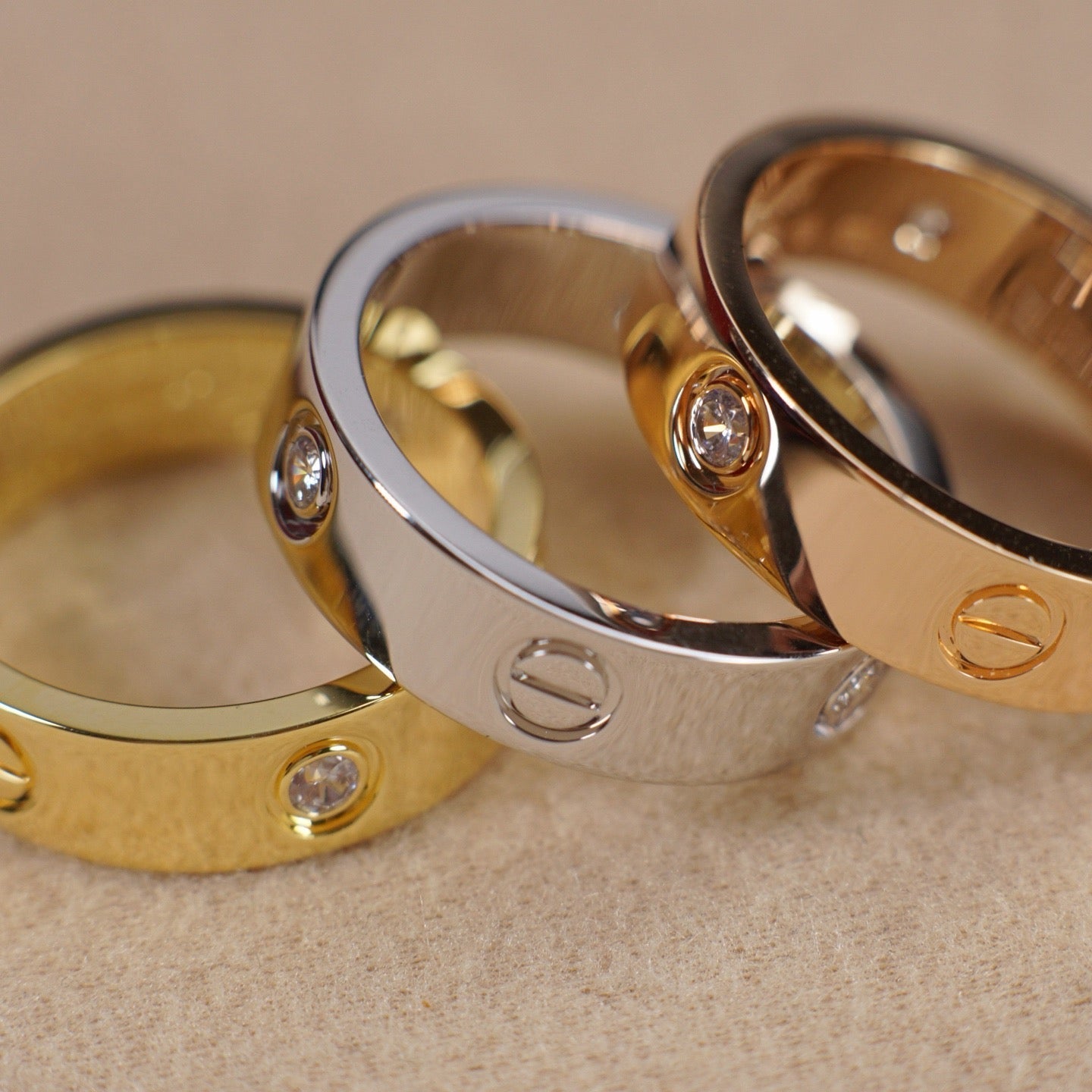 [Triumph Jewelry]LOVE 5.5MM 3 DIAMOND RING