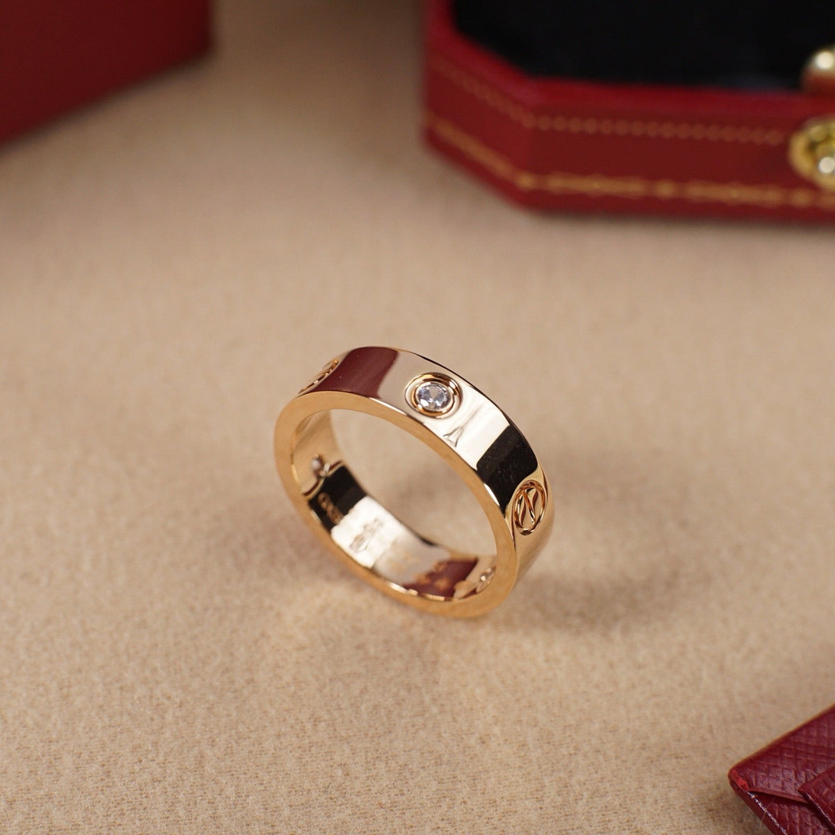 [Triumph Jewelry]LOVE 5.5MM 3 DIAMOND RING