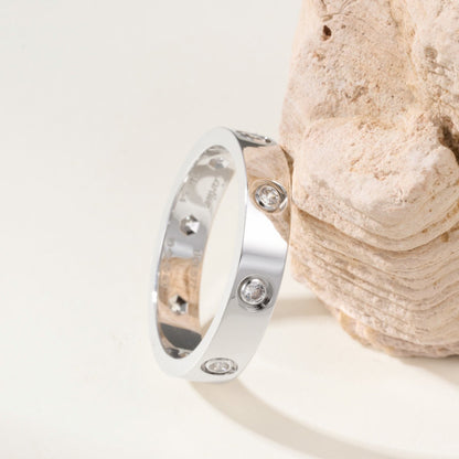 [Triumph Jewelry]LOVE 4MM 8 DIAMOND RING