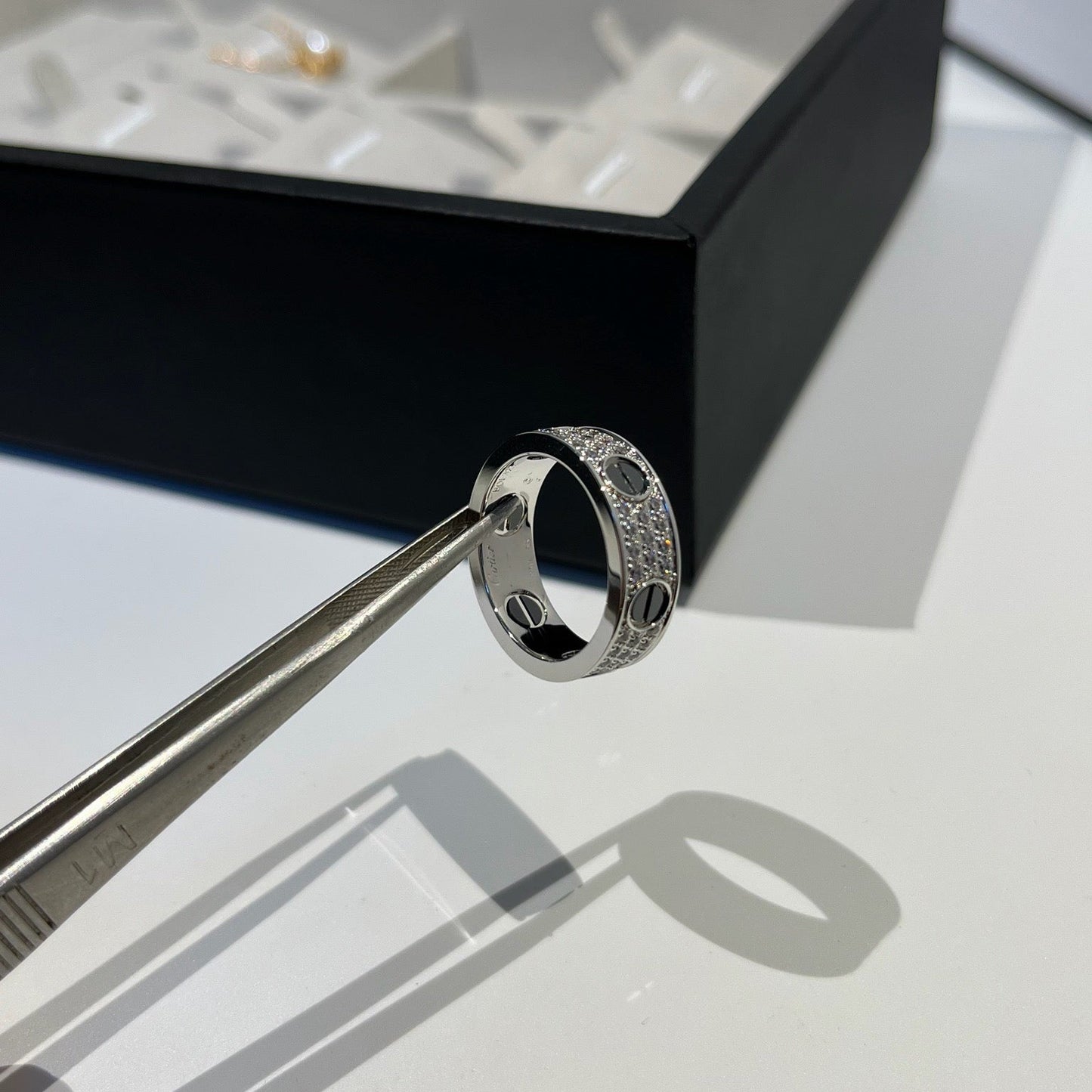 [Triumph Jewelry]LOVE RING 5.5MM DIAMONDS PAVED CERAMIC