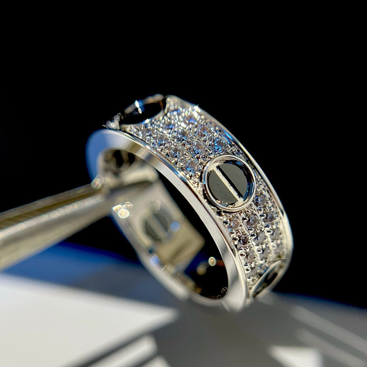 [Triumph Jewelry]LOVE RING 5.5MM DIAMONDS PAVED CERAMIC