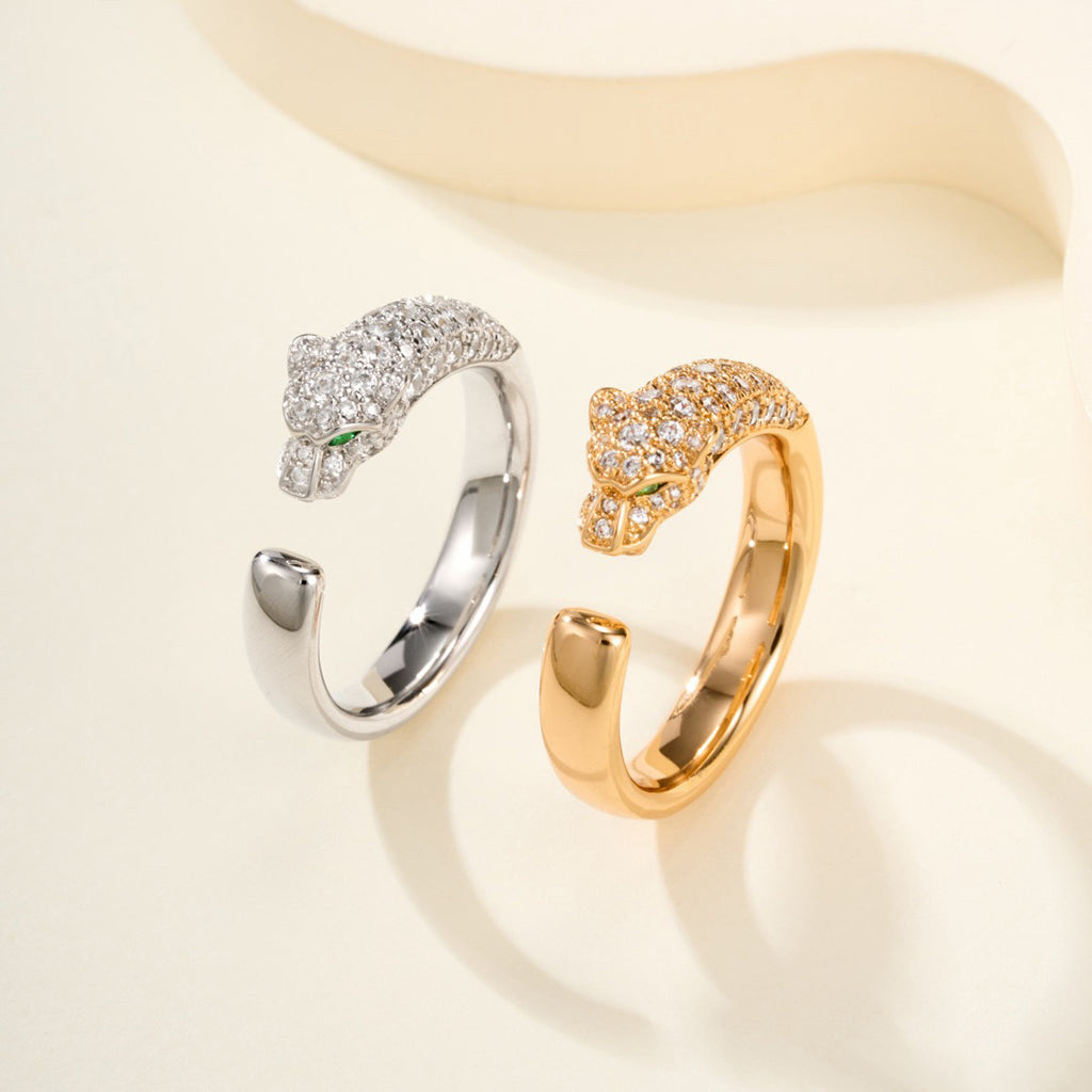 [Triumph Jewelry]PANTHERE HALF DIAMOND SMALL RING