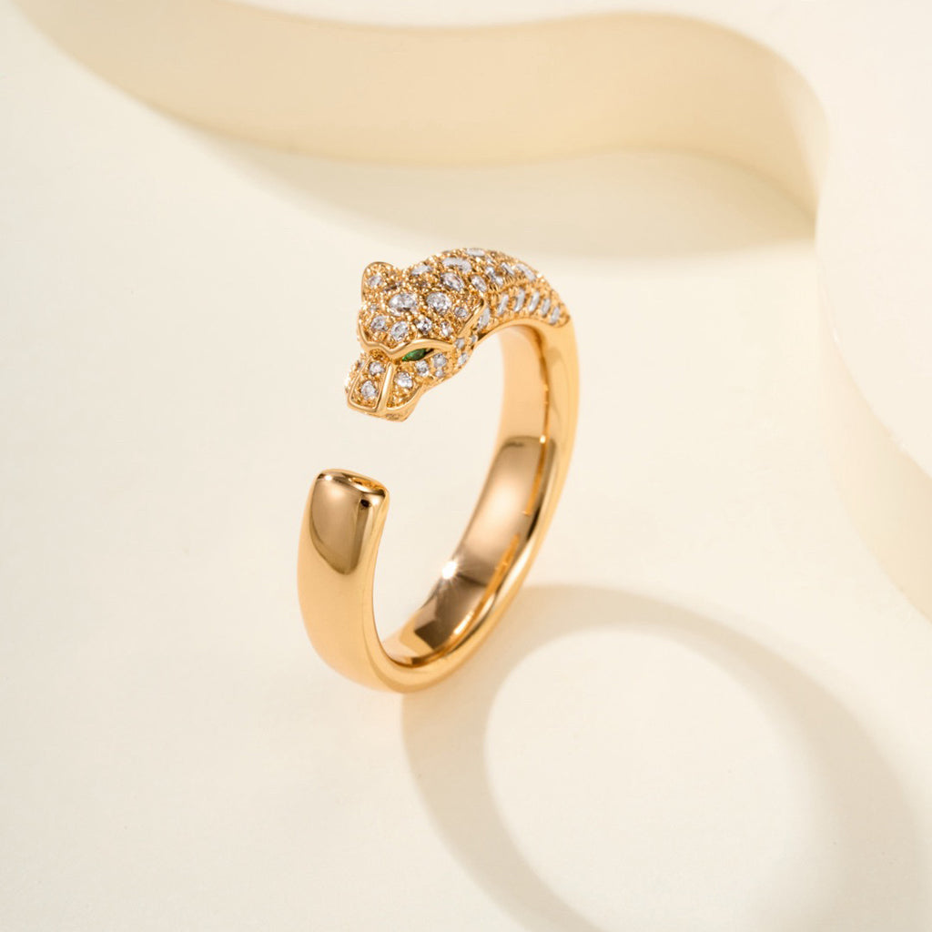 [Triumph Jewelry]PANTHERE HALF DIAMOND SMALL RING