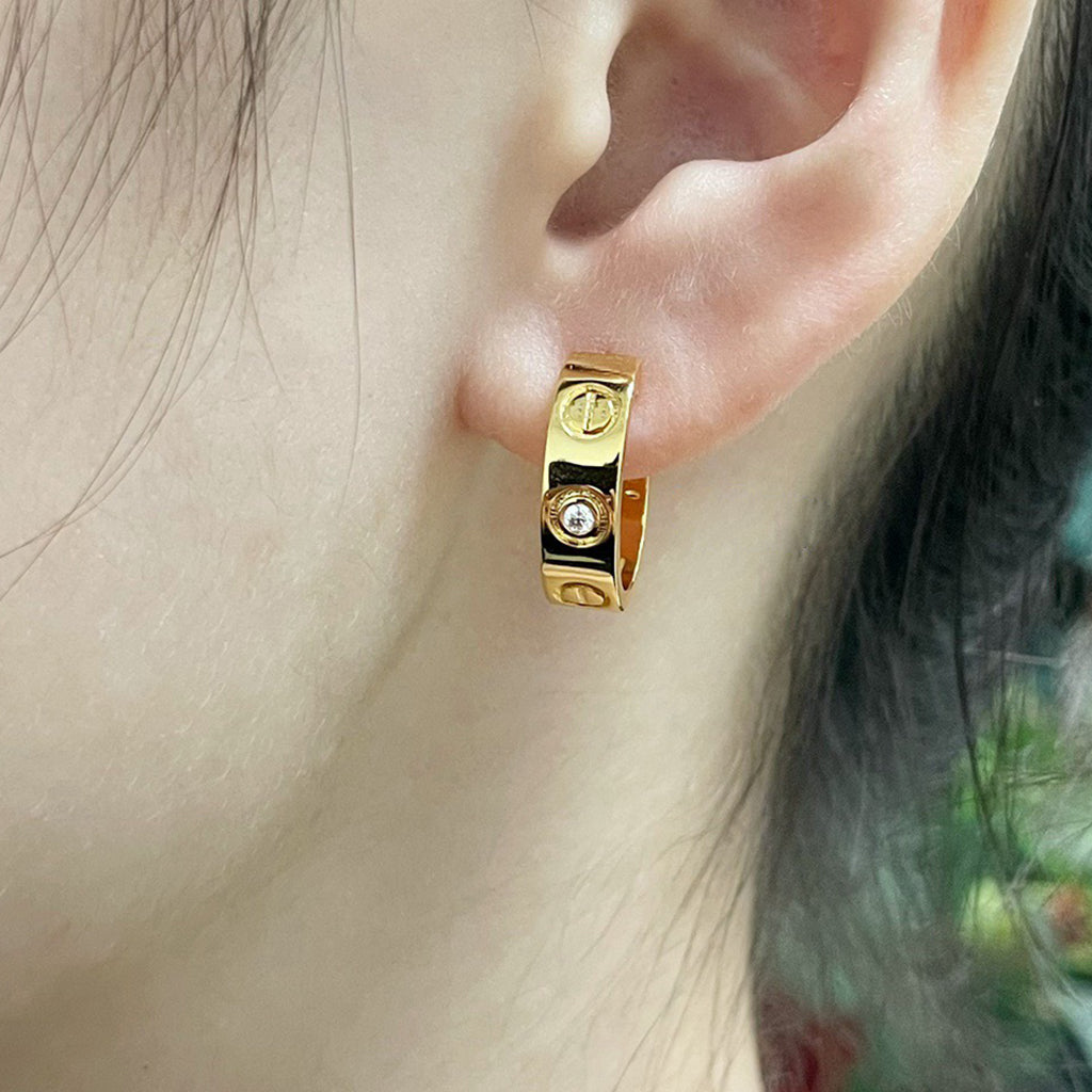 [Triumph Jewelry]LOVE EARRINGS 5.7MM 2 DIAMONDS