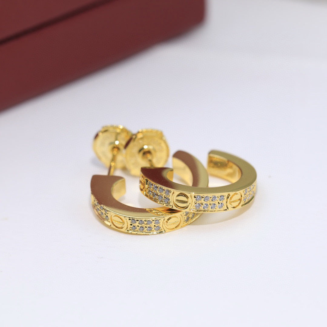[Triumph Jewelry]LOVE 5.5MM DIAMOND PAVED EARRINGS