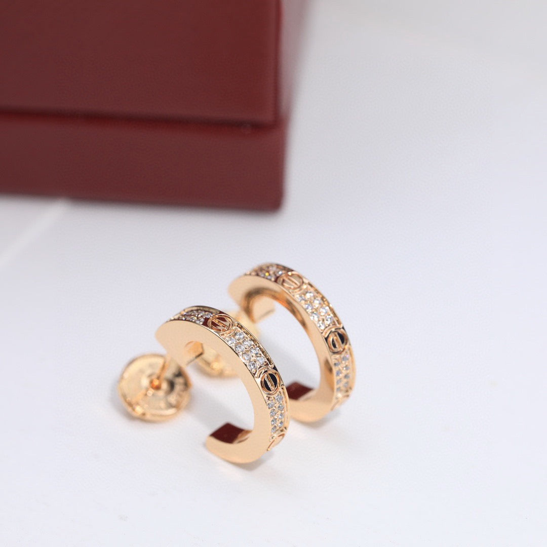 [Triumph Jewelry]LOVE 5.5MM DIAMOND PAVED EARRINGS