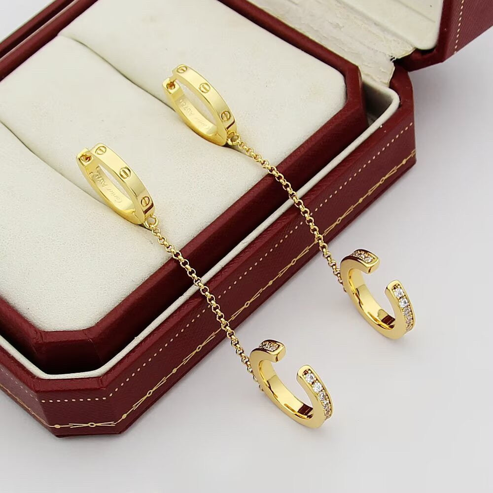 [Triumph Jewelry]LOVE 3.0MM HALF DIAMOND EARRINGS