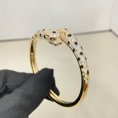[Triumph Jewelry]PANTHERE DOUBLE HEADED HALF DIAMOND OPEN BRACELET