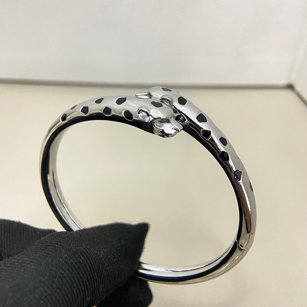 [Triumph Jewelry]PANTHERE DOUBLE HEADED OPEN BRACELET