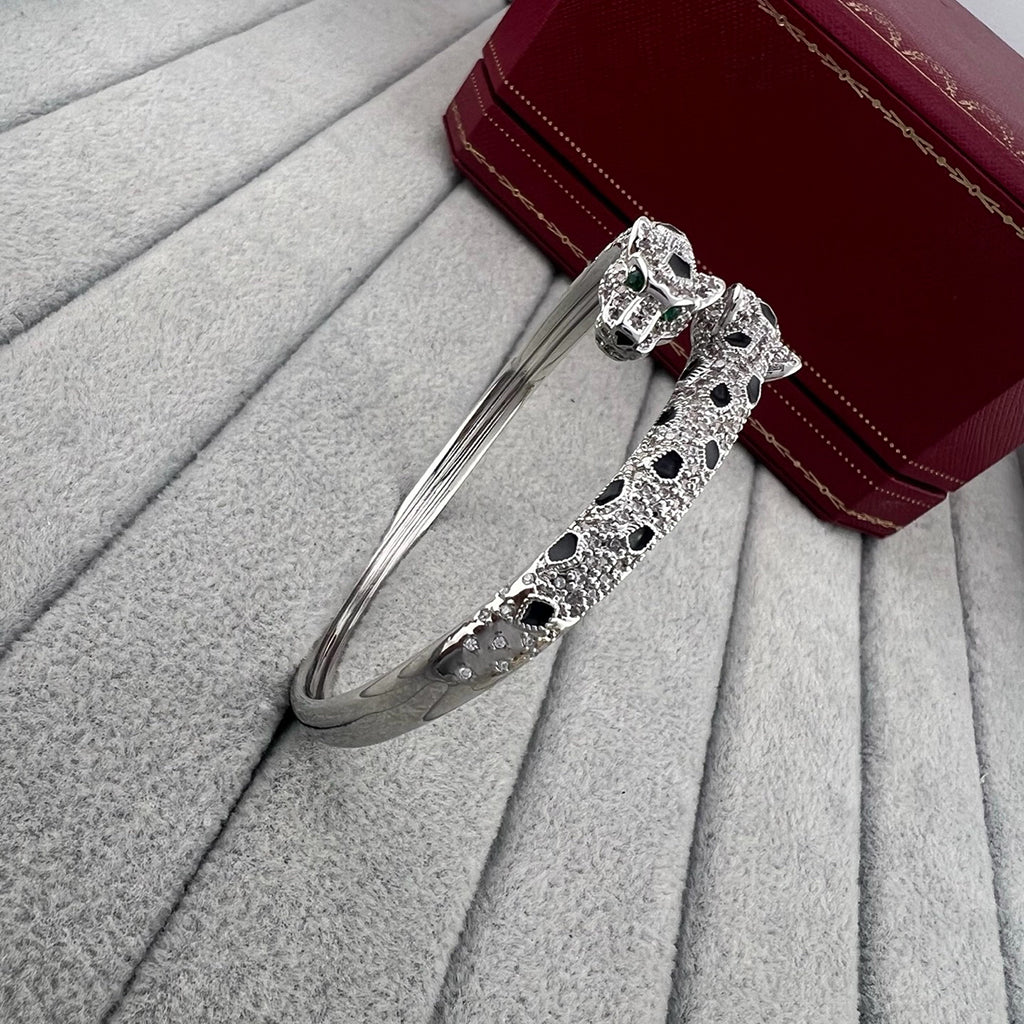 [Triumph Jewelry]PANTHERE DOUBLE HEADED HALF DIAMOND OPEN BRACELET