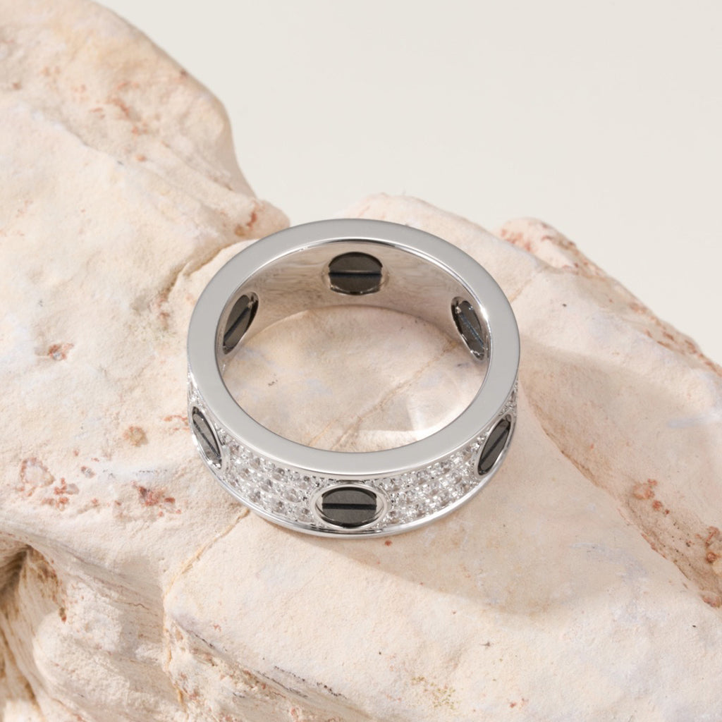 [Triumph Jewelry]LOVE RING 5.5MM DIAMONDS PAVED CERAMIC