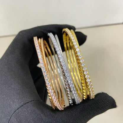 [Triumph Jewelry]ETINCELLE HALF-PAVED DIAMOND BRACELET